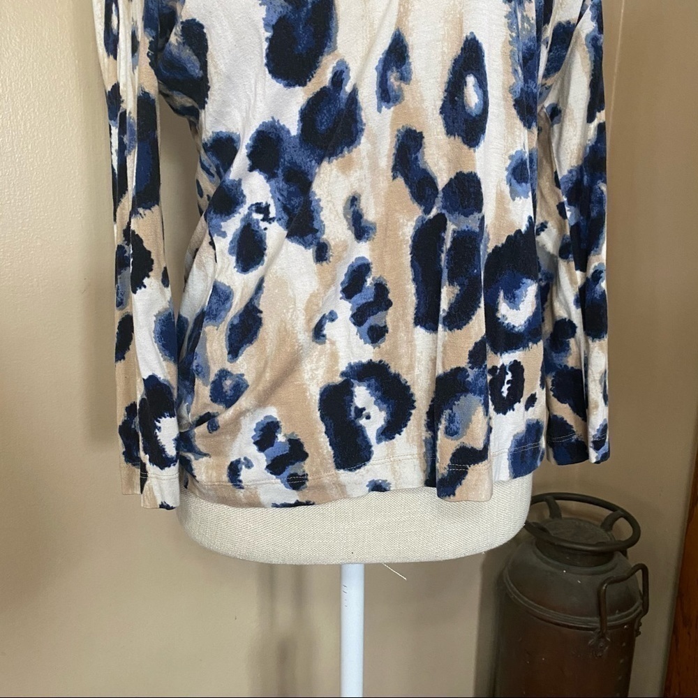 𝅺ST John long sleeve shirt - Picture 3 of 7